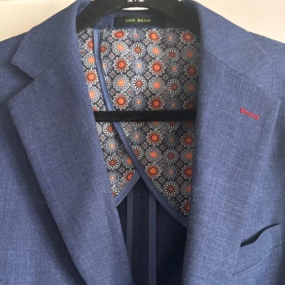 Tom Baine item men